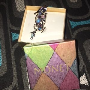 Sea horse BROOCH Stones gems